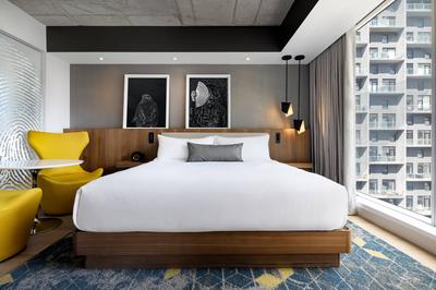 Hop Guest Room