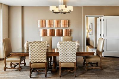 Suite - Dining Area