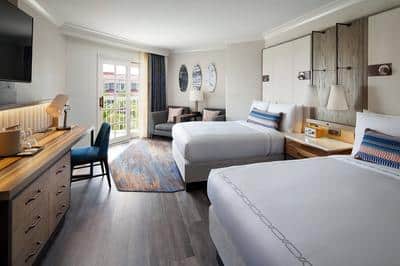Double/Double Guest Room
