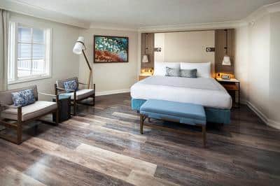 Executive Suite with Balcony