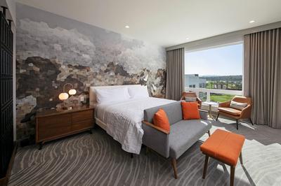 Executive King Guestroom