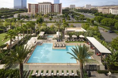 Guest Room - Pool View