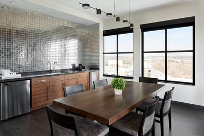 Deluxe Suite Kitchen
