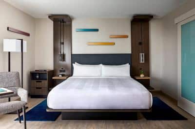 King Deluxe Guest Room