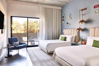 Horizon View Double Queen Guest Room