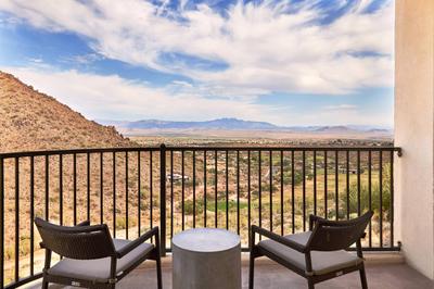 Cliffside Double Queen Guest Room - Balcony