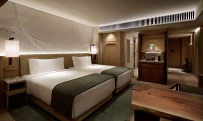 DeluxeRoom_Twin