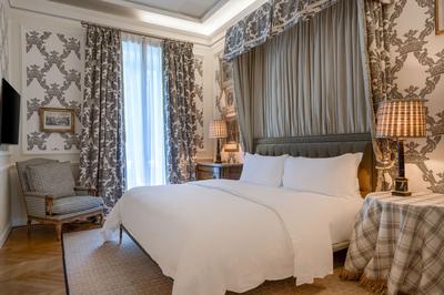 Almagro Presidential Suite