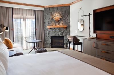 King Deluxe Guest Room