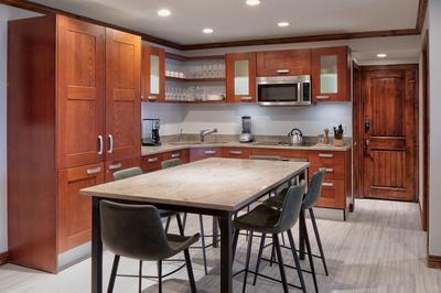 Suite Kitchen