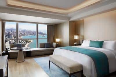 Skyline Coastline King Bed Room