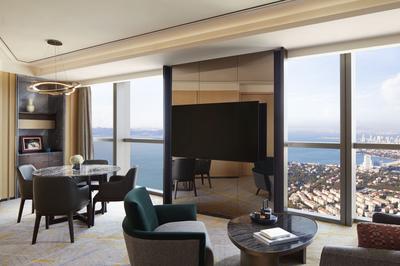 St Regis Suite - living room
