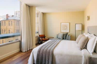 Aurora Suite - Bedroom