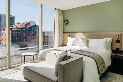 Pavilion Suite - Bedroom