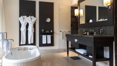 Alpina Executive Suite