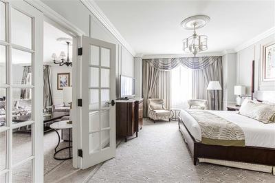 Luxury Suite Bedroom