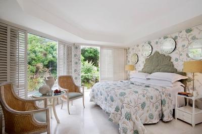The Twelve Apostles Hotel & Spa