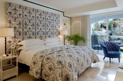 The Twelve Apostles Hotel & Spa