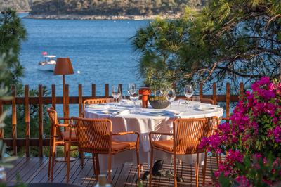 Paper Moon Restaurant