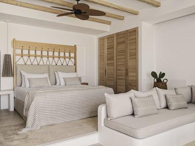 Signature Suite Sea View with Private Pool