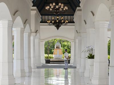 Lobby view