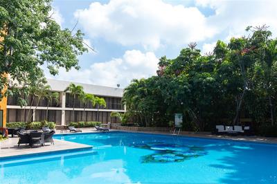 HS Hotsson Hotel Tampico Pool