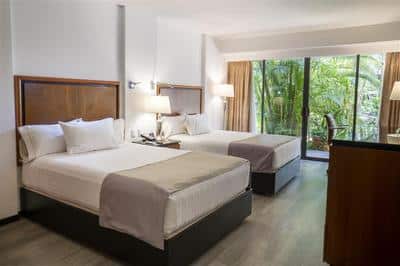 HS Hotsson Hotel Tampico Guest Room