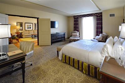 VIP One Bedroom Suite