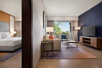 Penthouse Sunrise Suite