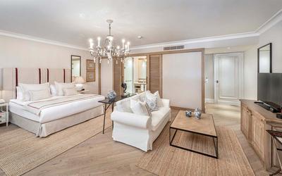 Superior Partial Sea View Room