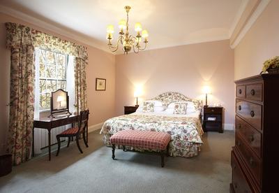 SENIOR SUITE GOLF WING