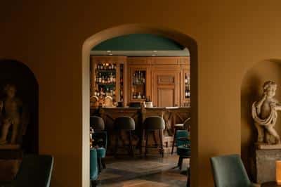 Lobby Bar