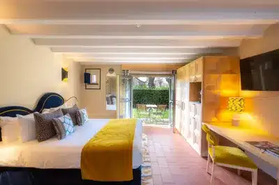 Deluxe Terrace Room