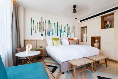 2 Twin Beds