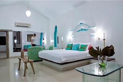 Guest room