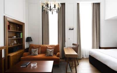 Deluxe Open Plan Apartment