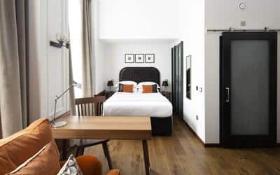 Deluxe Open Plan Apartment