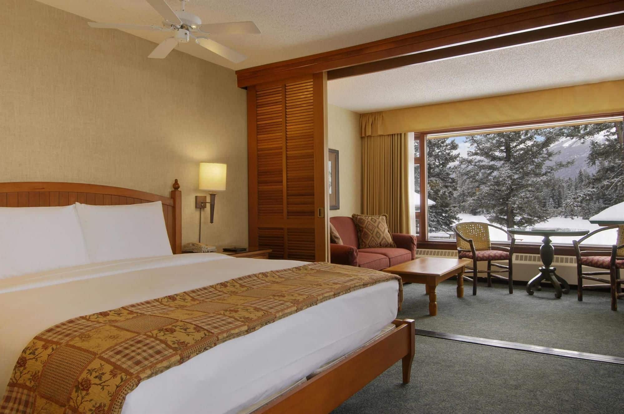 Fairmont Jasper Park Lodge