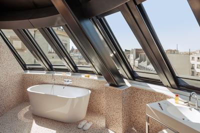 Deluxe Junior Suite - Eiffel Tower View - Atelier