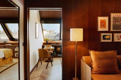Suite Parisian Rooftops View – Atelier