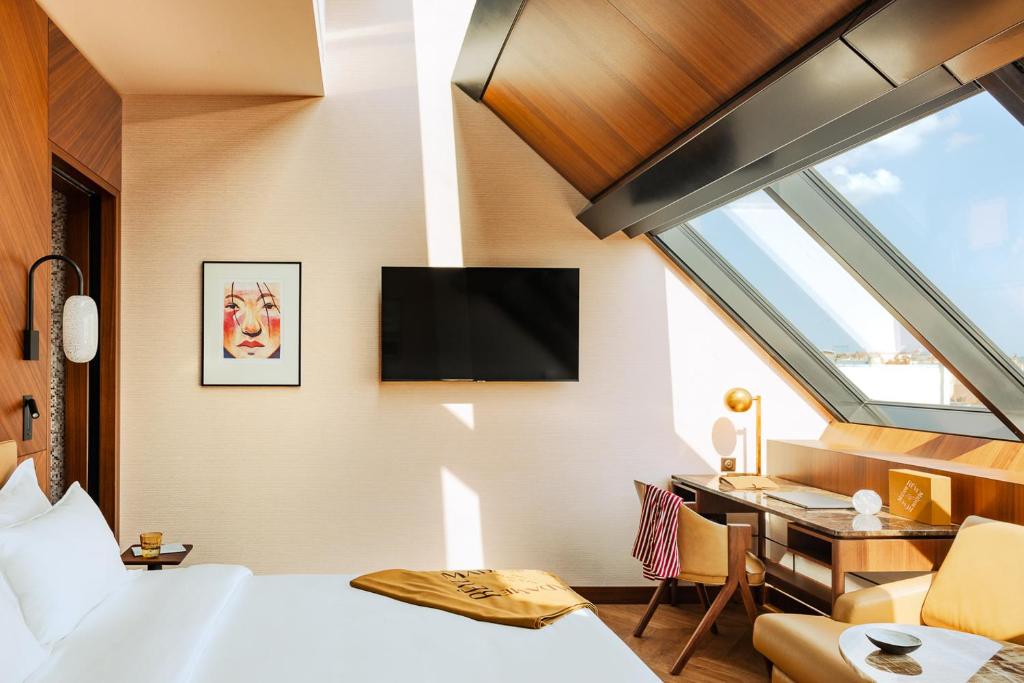 Deluxe Room Paris View - Atelier