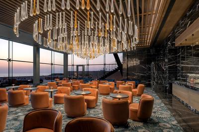 Chroma Lounge & Lobby Bar