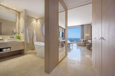 Cap Family Suite