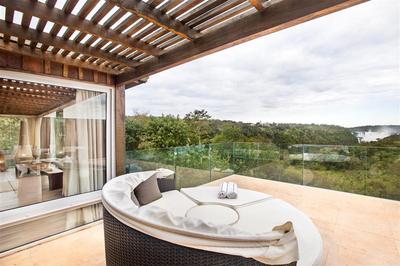 Presidential Suite Red Level