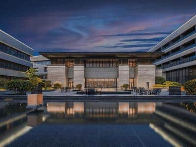 Agua Outdoor Night View