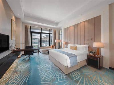 Deluxe Room King
