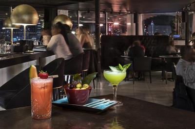 Radio Bar Cocktail Experience