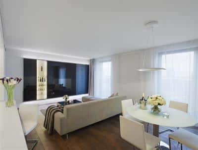 Personality Suite Lounge Daytime