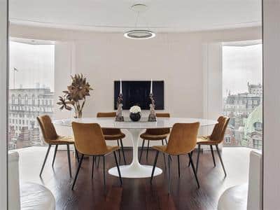 Suite ME Dining Room