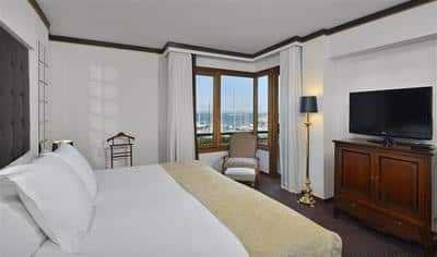 Red Level One Bedroom Suite